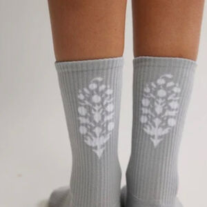 NWT Free People Movement Last Lap Tube Socks Steel/white (gray with white) $20